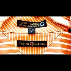 Men’s XL Tommy Hilfiger button down dress shirt.
